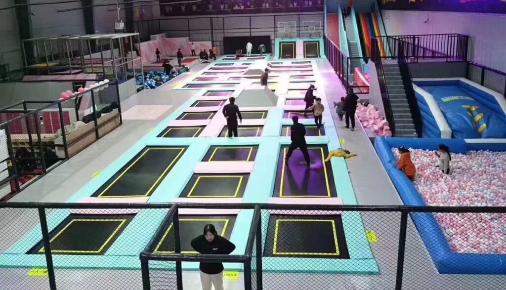 indoor trampolin park