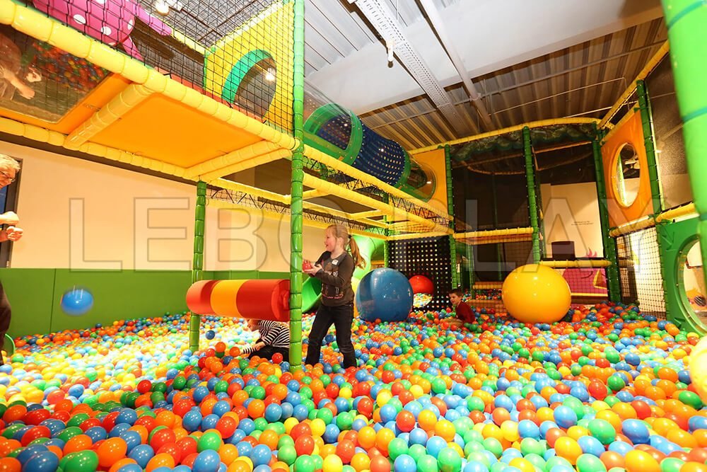 indoor ball pit
