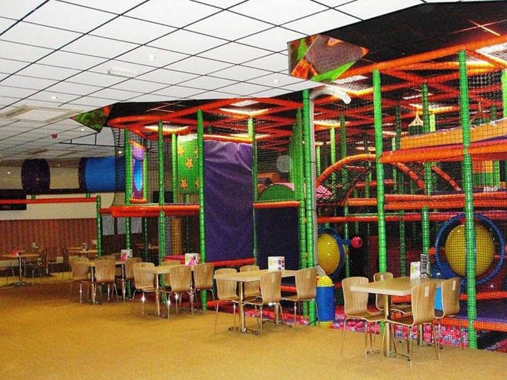 coffee and play area