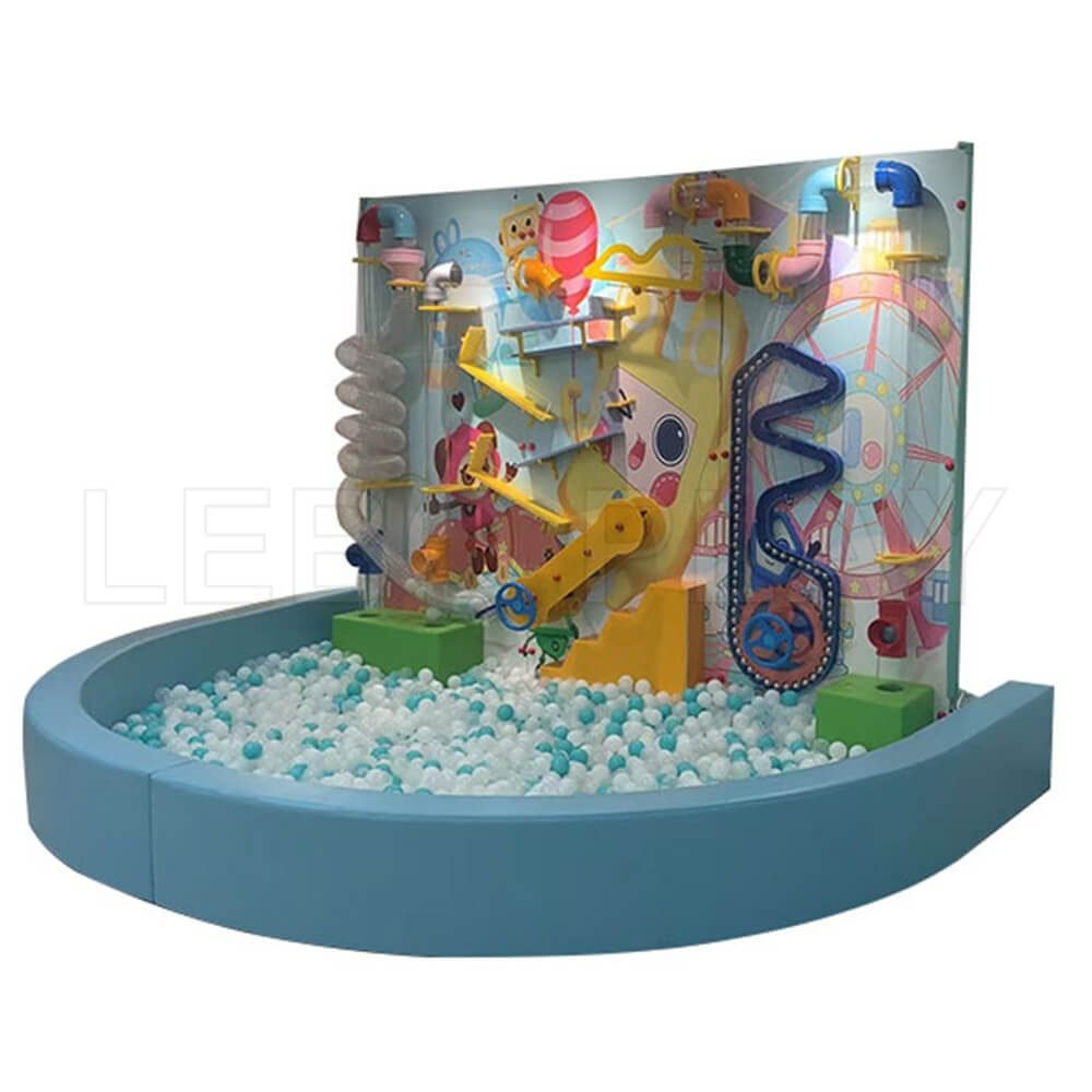 ball pool and tube ball frame